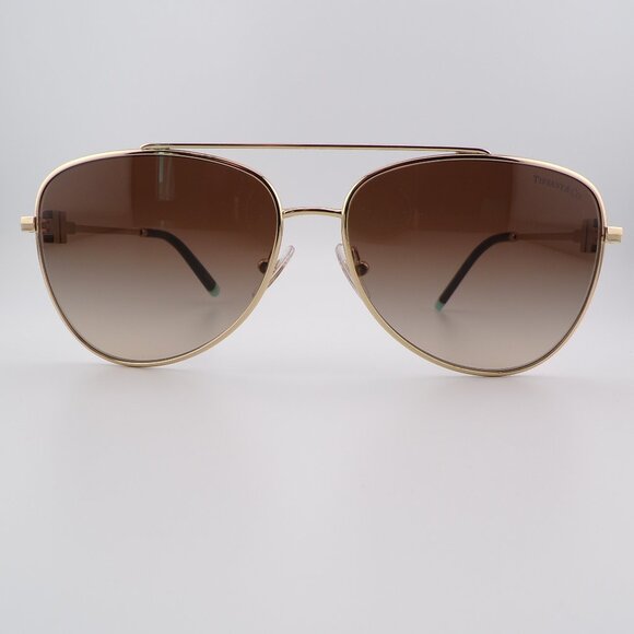 Tiffany & Co. Mother of Pearl Pilot Shades, Gradient Pearlescent T Logo TF3080 main image 16